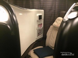 Seperti Ini Nyamannya Bus Malam di Jepang