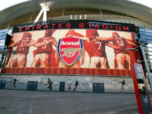 Serba Merah di Kandang Arsenal