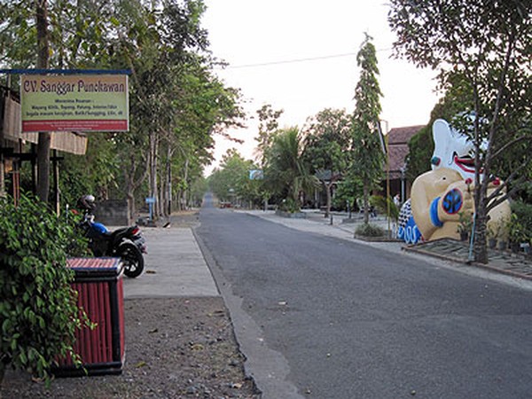 Seru Belajar Membatik Kayu Di Desa Wisata Krebet Yogya