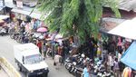 Seru! Belanja Mainan Murah Bareng si Kecil di Pasar Gembrong