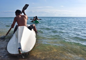 Seru! Berkano Menjelajahi Pantai Senggigi
