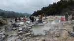 Seru! Bisa Turun Langsung ke Kawah Tangkuban Perahu