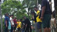 Arena mini golf tidak kalah seru.