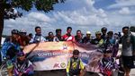 Seru! Gowes ke Danau Biru di Bangka