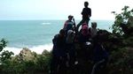 Seru! Panjat Tebing di Pantai Siung, Yogya
