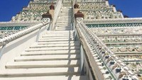 The beautiful Wat Arun