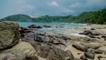 Seru-seruan di Pantai Wediombo, Lakukan Hal Ini