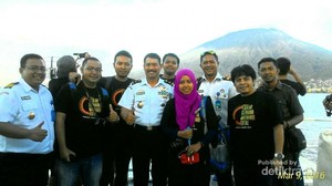 Serunya Aktivitas Melihat Gerhana Matahari di Atas Kapal Bakamla