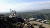 Pemandangan indah di Kebun Buah Mangunan