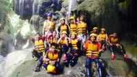 Berpose di Green Canyon