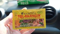 Sambil bawa Tolak Angin untuk berwisata