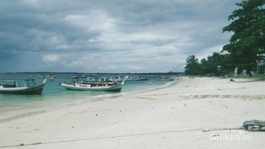 Serunya Island Hopping di Belitung
