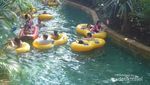 Serunya Main Air & Menantang Adrenalin di Waterbom Jakarta