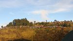 Serunya Mendaki Gunung Prau di Kawasan Dieng