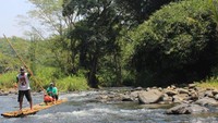 Bambu Rafting aman untuk seluruh keluarga