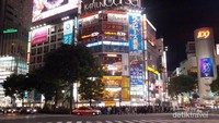 Pemandangan malam Shibuya