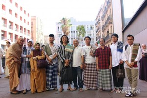 Sholat di Spanyol, Kiblatnya ke Arah Timur
