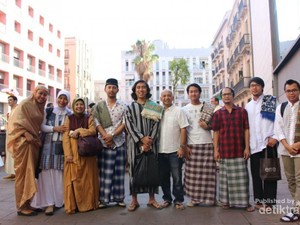 Sholat di Spanyol, Kiblatnya ke Arah Timur