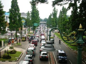 Shop til You Drop! 5 Surga Belanja di Kota Bandung