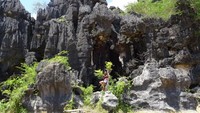 Taman batu di Rammang-Ramman,menjadi spot yang sangat instagramable. Sangat unik. Sangat sedikit di dunia.Salah satu pesona Asia.
