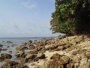 Siapa Berani Berwisata ke Pulau Penjara Nusakambangan?
