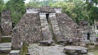 Candi Sukuh (Nicholas Putra/dTraveler)