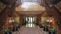 Suasana lobi Rimba Papua Hotel