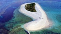 Gusung Lalungan mengingatkan pada Pulau 9 di Taman Nasional Komodo, NTT.