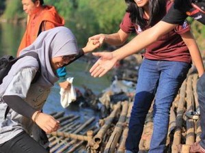 Siapa Sangka, Ciliwung Juga Bisa Jadi Destinasi Seru!