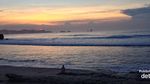 Siapa Sangka, Pantai Goa Cina di Malang Punya Sunrise Secantik Ini
