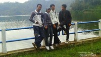 Moment kebersamaan dengan rekan seangkatan