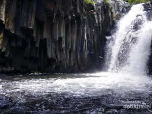 Sigeong, Curug di Bawah Jembatan yang Sering Terabaikan