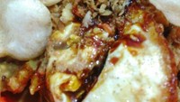 Kupat tahu, salah satu kuliner di simpang lima