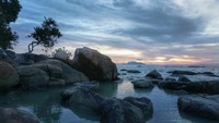Pantai Bajau, spot terbaik untuk menanti sunset di Singkawang.