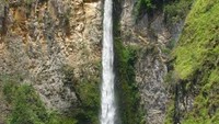 Indahnya air terjun Sipiso-piso (Saiful Azhar/dtraveler)