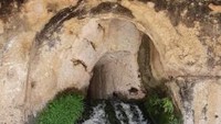 Grotta del Museion, saluran air yang dibangun pada masa Yunani kuno dan masih berfungsi sampai sekarang