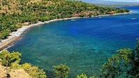 Pemandangan dari atas bukit