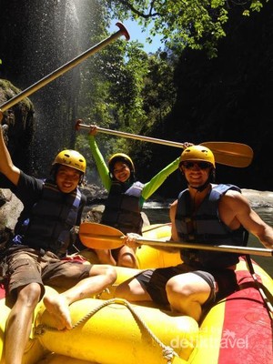 Songa Adventure, Rafting Seru di Probolinggo