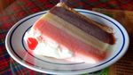 Sore-sore Panas, Enaknya Makan Es Krim Tip Top di Medan
