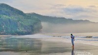 Eloknya Pantai Sine, Tulungagung