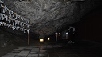 Tempat adanya batu payudara