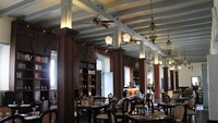 Tampak dalam Indische Koffie