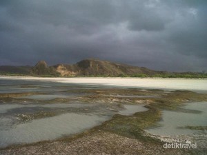 Ssst, Ini Pantai Cantik di Lombok Selain Senggigi