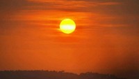 Sunset di Tebing Panenjoan