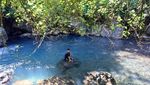 Sst, Wisata Beda ke Sungai Sebening Kristal di Padang