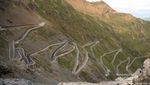 Stelvio Pas, Jalan Zig-zag di Pegunungan Alpen
