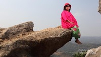 Pose di batu yang menjadi ikon dari Stone Garden