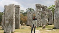 Stonehenge, Sleman, Yogyakarta