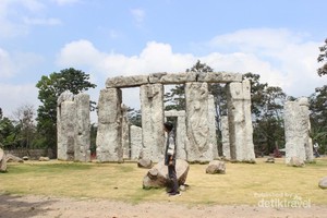 Stonehenge Versi Lokal Ada di Yogyakarta