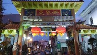 Keindahan Gerbang Chinatown di Jalan Carpenter.
